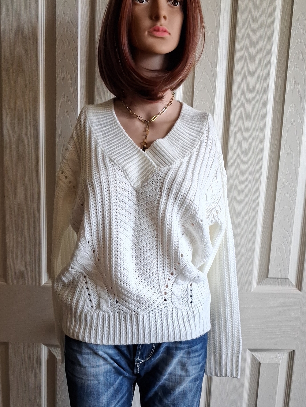Philosophy White V-Neck Cable & Openwork Knit Sweater